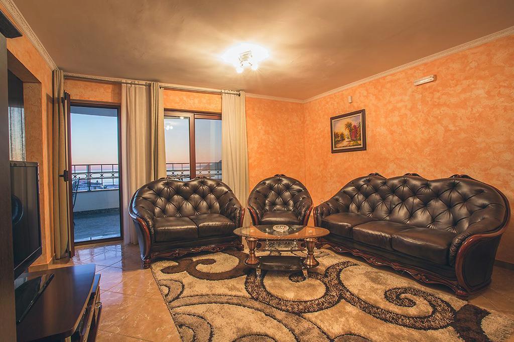 Villa M Dobra Voda Kamer foto